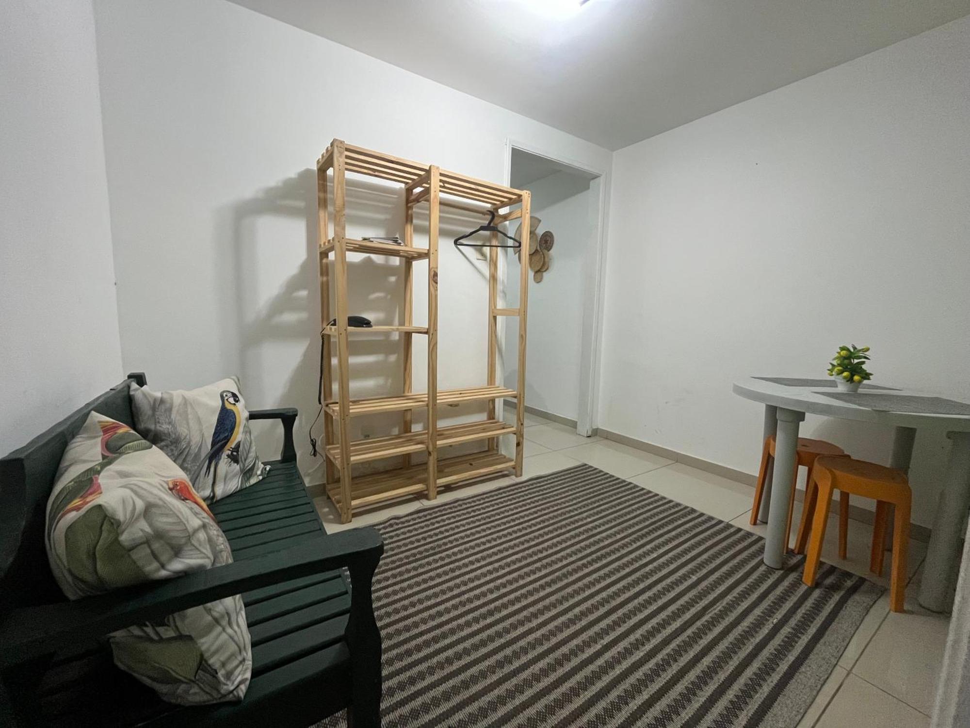 No Centro-lapa, Consulado, Praia, Metro E Ar Apartment *