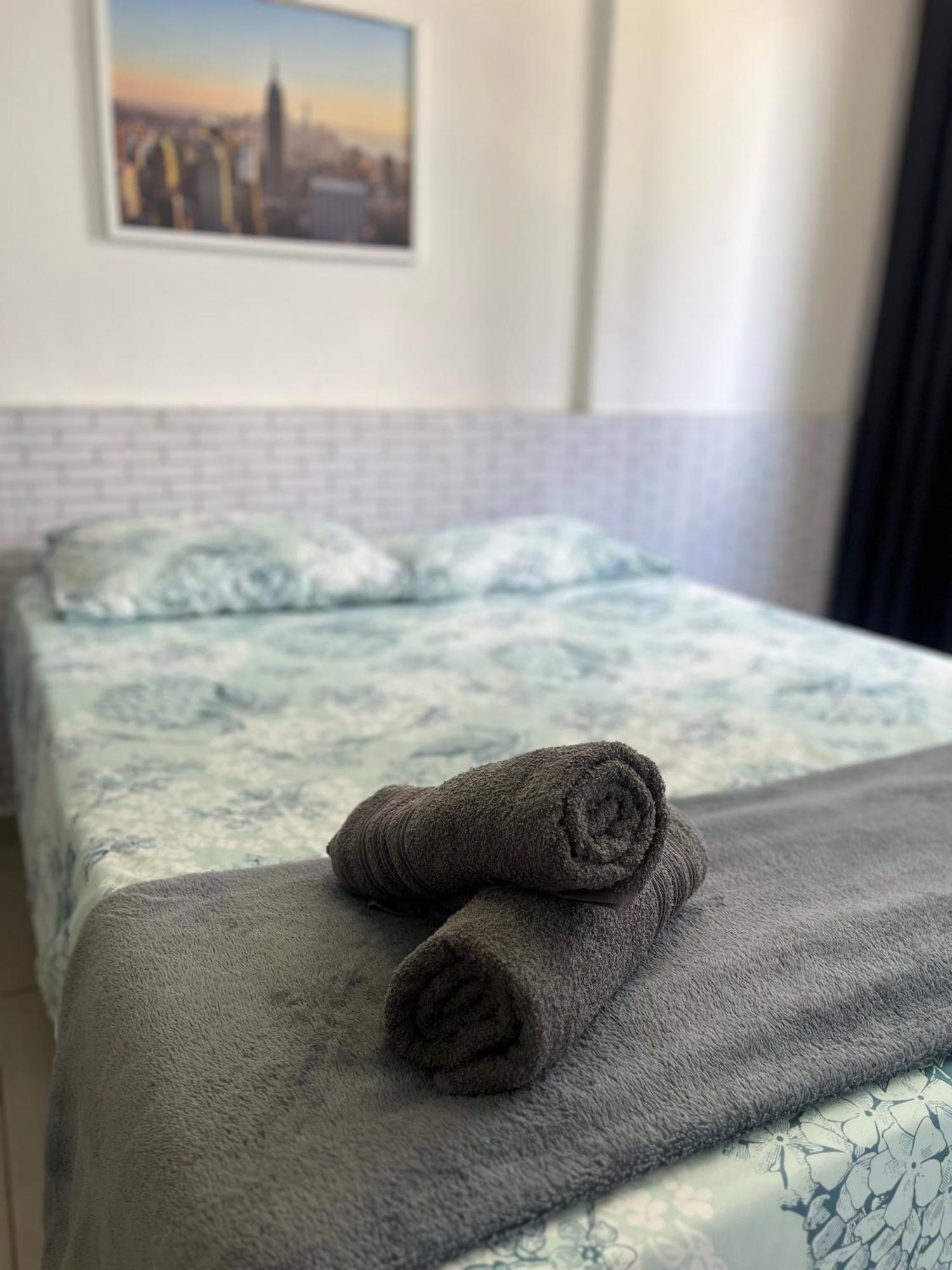 Apartamento No Centro-lapa, Consulado, Praia, Metro E Ar *